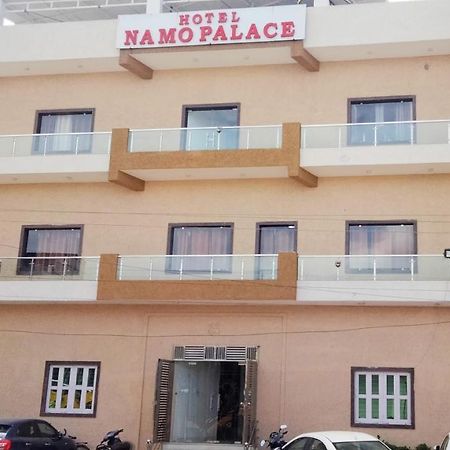 Hotel Namo Palace كوتا المظهر الخارجي الصورة