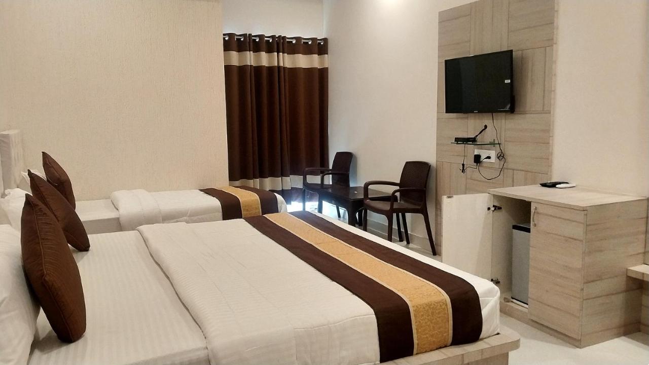 Hotel Namo Palace كوتا المظهر الخارجي الصورة
