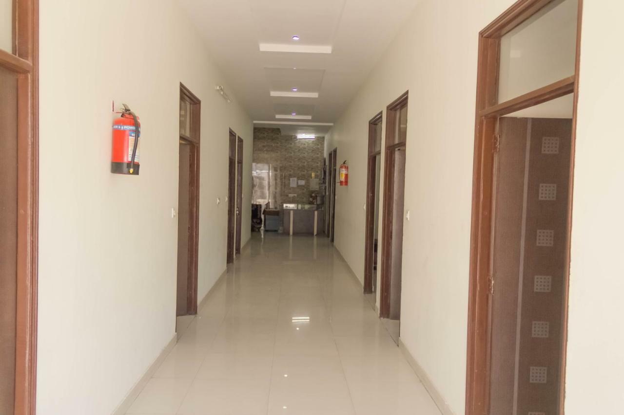 Hotel Namo Palace كوتا المظهر الخارجي الصورة