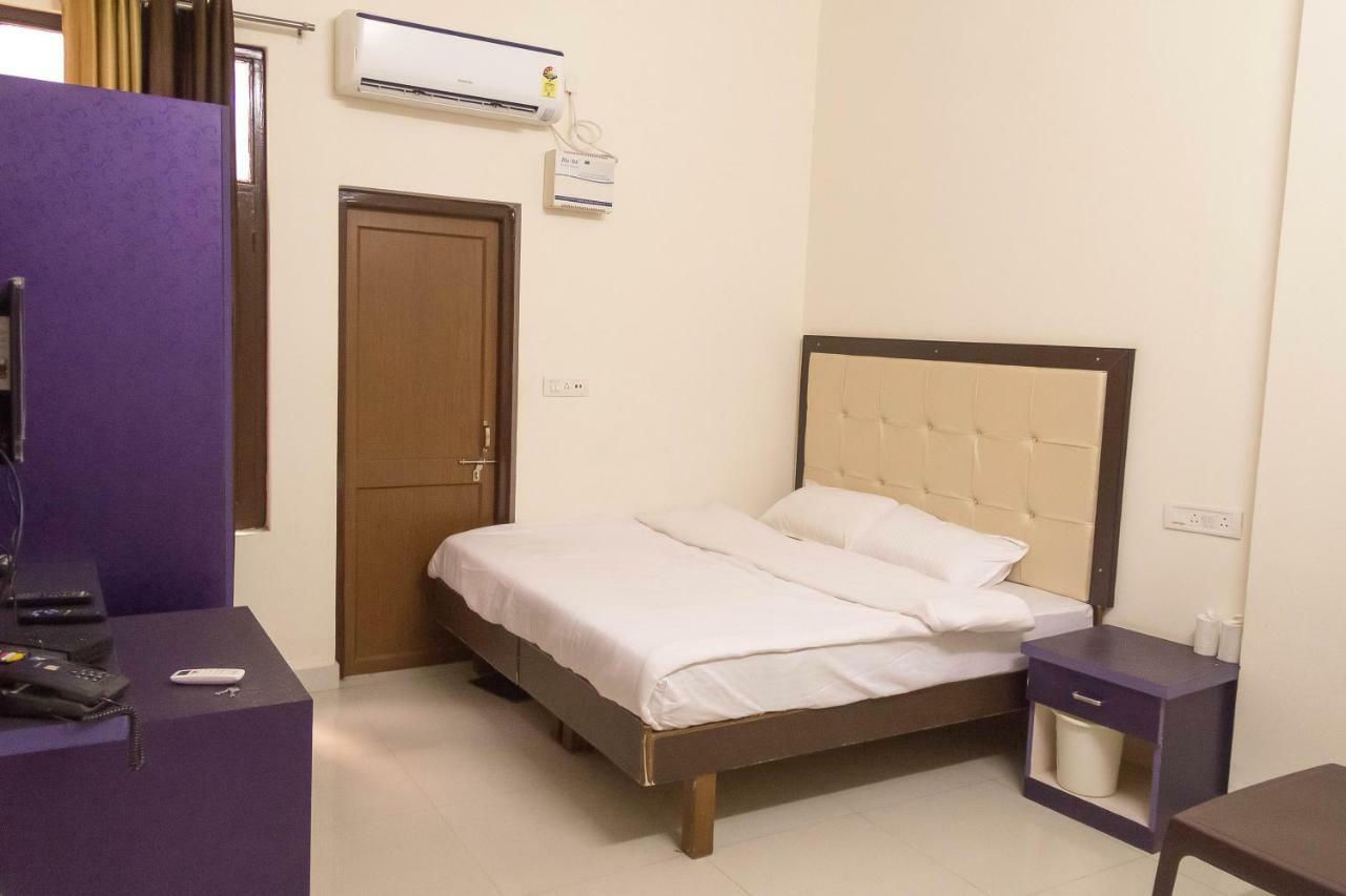 Hotel Namo Palace كوتا المظهر الخارجي الصورة